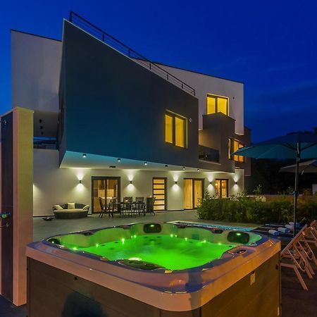Luxury Apartment Noa Нивице Экстерьер фото