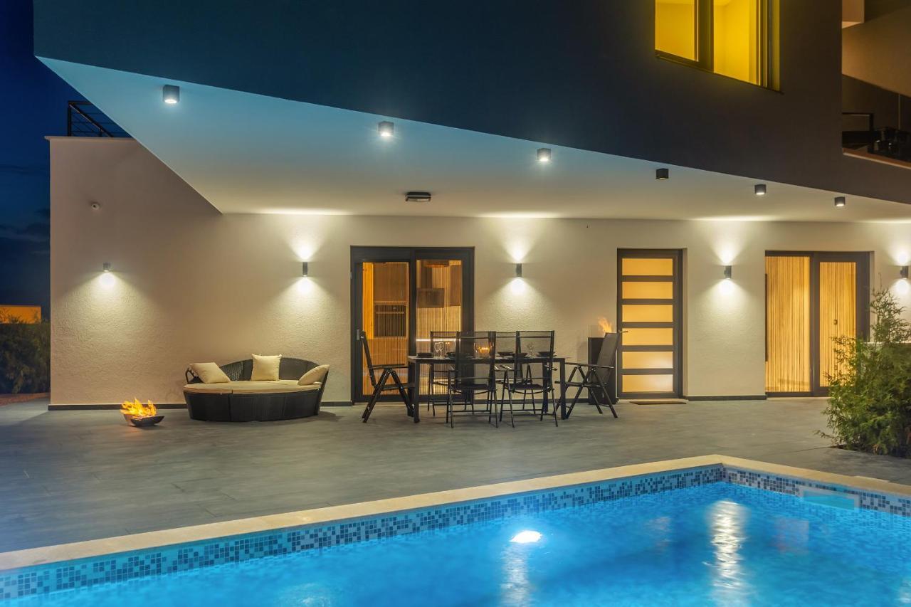 Luxury Apartment Noa Нивице Экстерьер фото