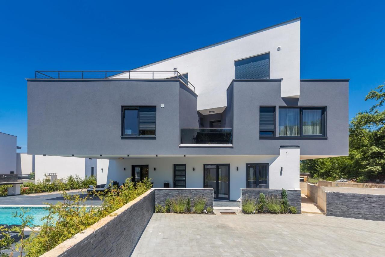 Luxury Apartment Noa Нивице Экстерьер фото
